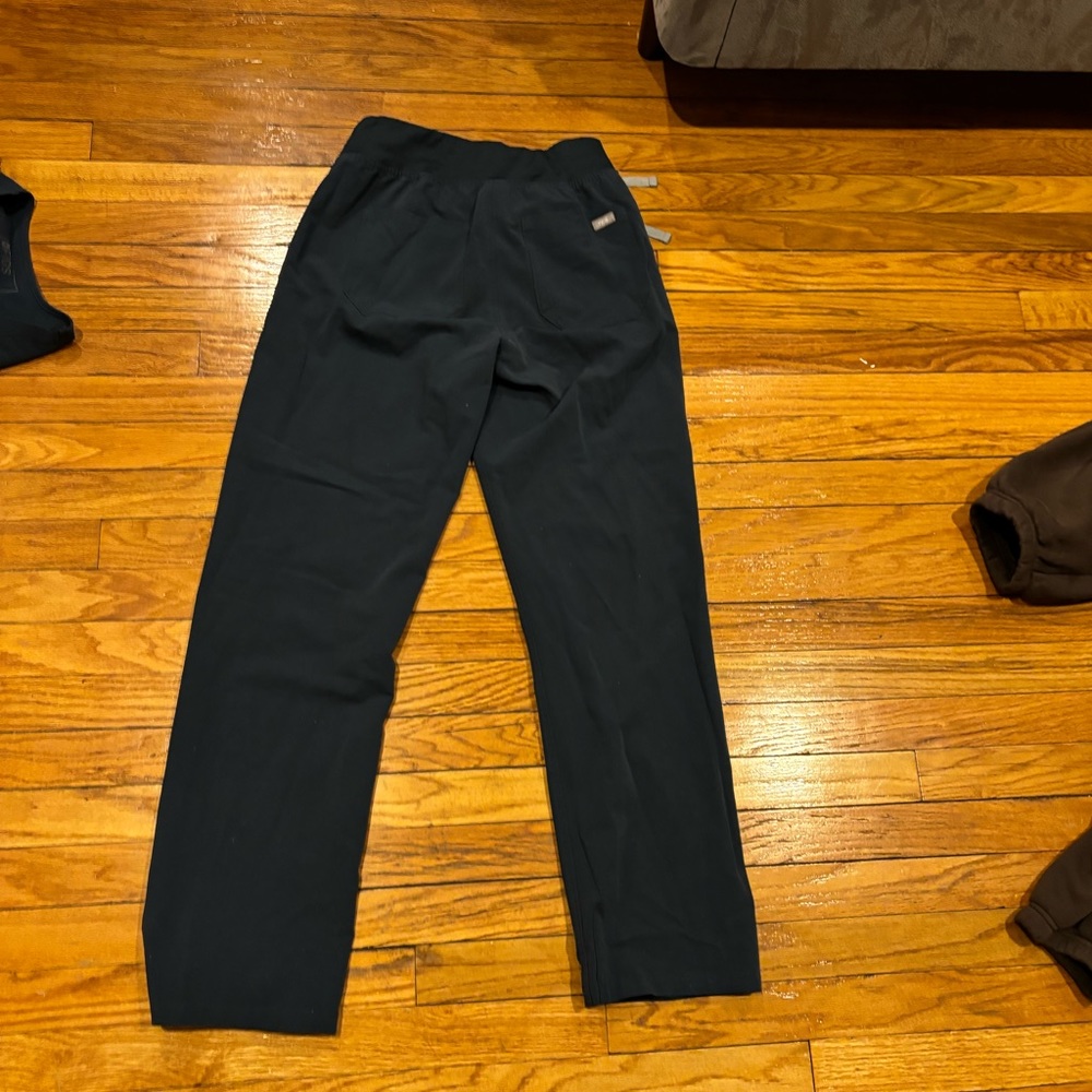 Livingston Basic Scrub Pant High Waisted - image 2